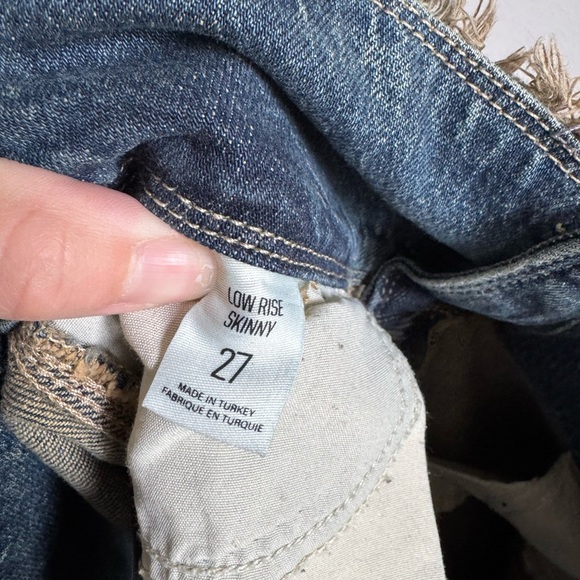 BDG Urban Outfitters Mid Wash Low Rise Fringe Skinny Jeans Womens 27 Y2K - Picture 6 of 7